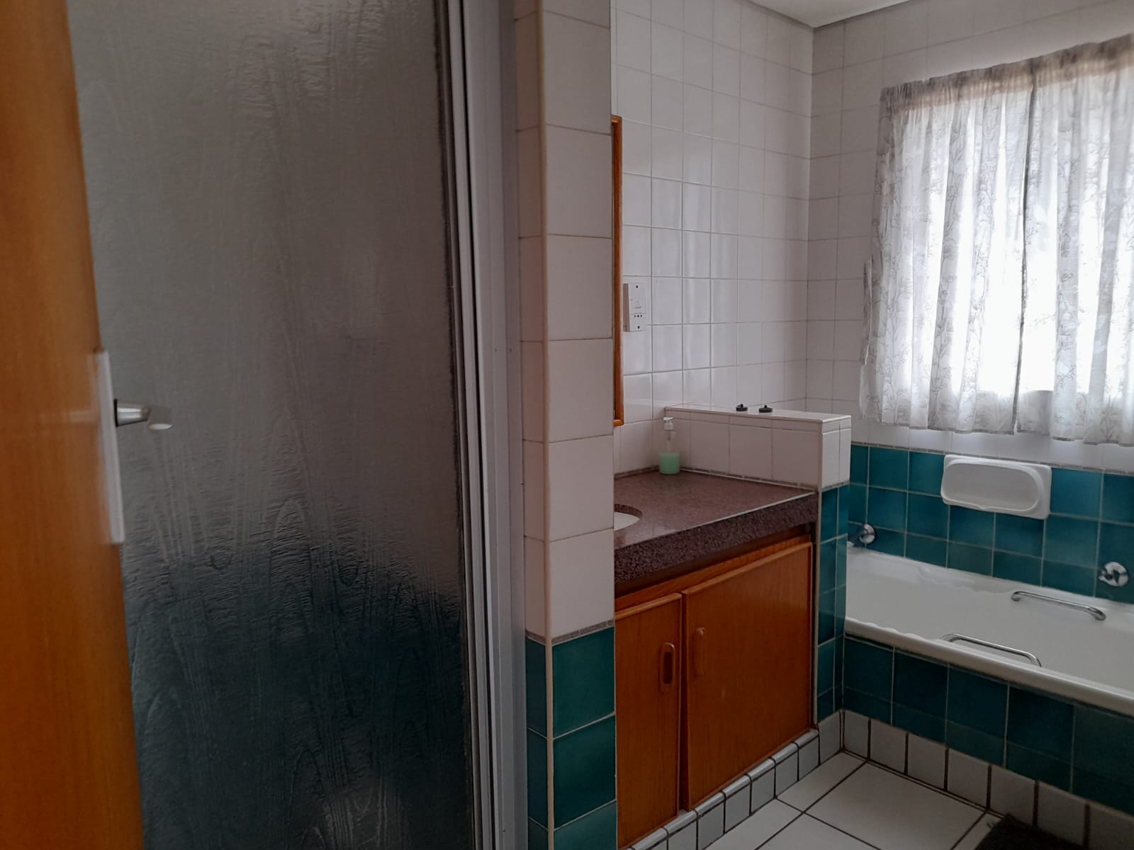 WhatsApp Image 2025-02-16 at 14.37.37