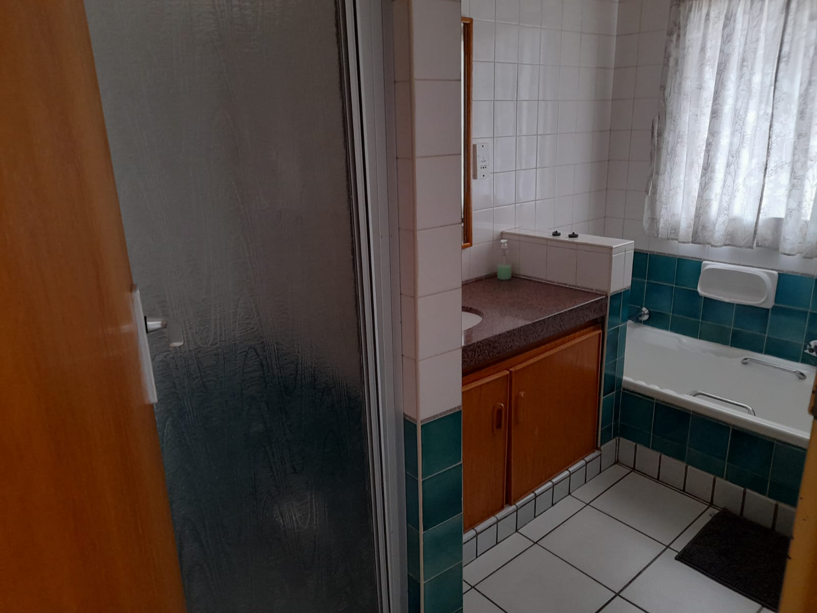 WhatsApp Image 2025-02-16 at 14.37.38