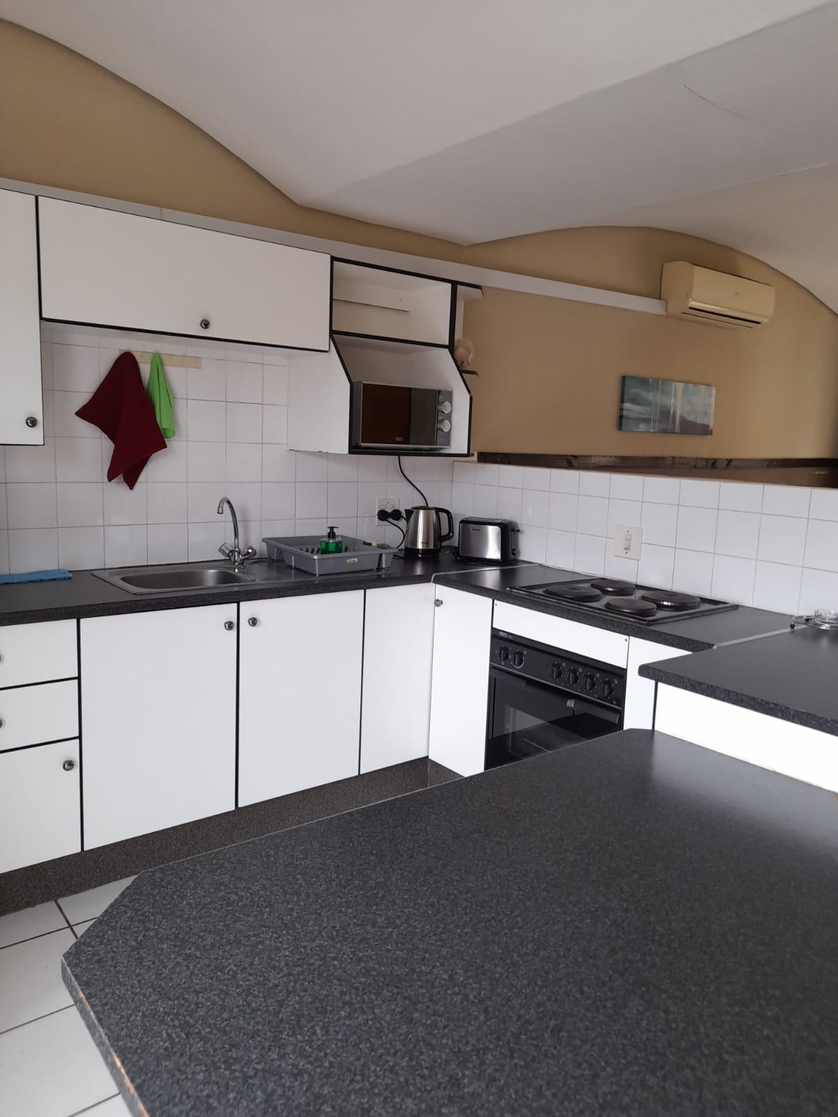 WhatsApp Image 2025-02-16 at 14.37.44